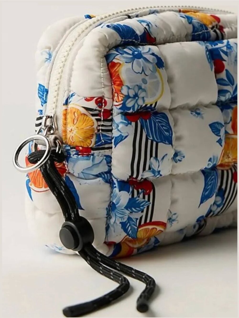 Free People Limited Edition Quilted Printed Mini Case 🍊 Tangerine Dream - Picture 2 of 9